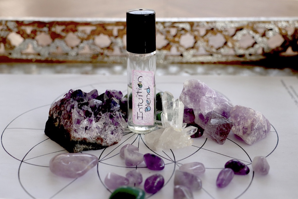 Intuition Essential Oil Blend + Meditation To Activate Sixth Sense